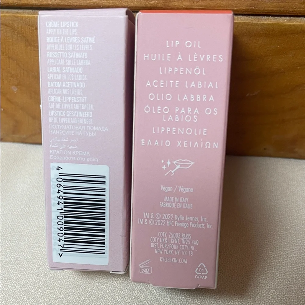 Kylie Cosmetics Crème Lipstick and Lip Oil Set - Picture 8 of 11